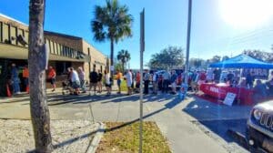 Don’s Fabulous Crystal River Gun Show 2018 Line Outside
